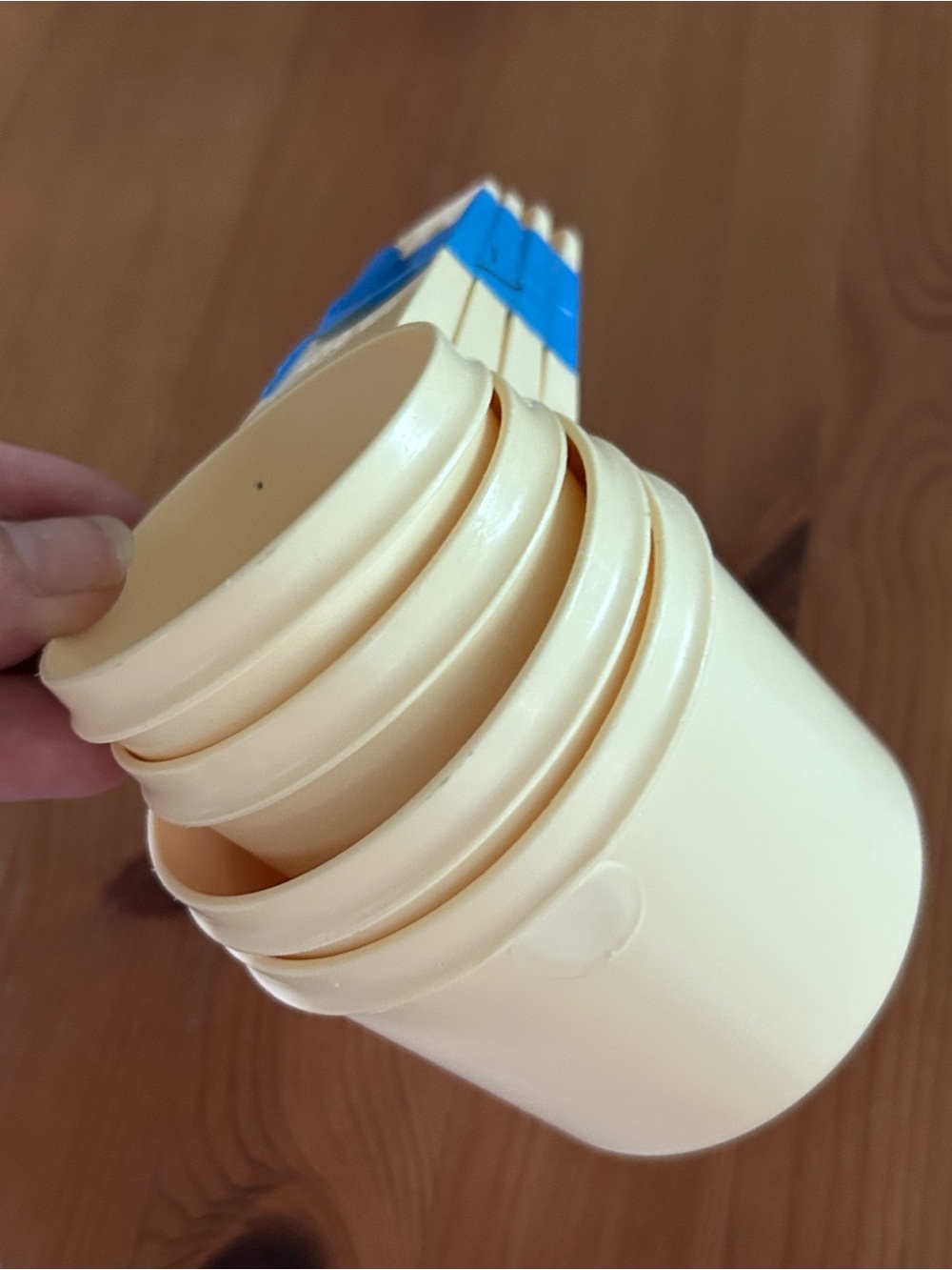 Tupperware Measuring Cups - Picture 2 of 3